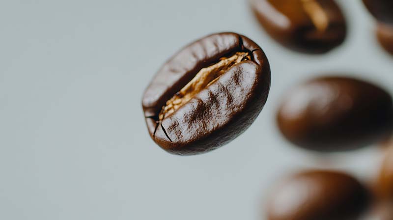 عکس زیبا از یک عدد قهوه براق