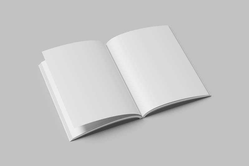 تصویر لارج فرمت از کتاب با کاغذ سفید