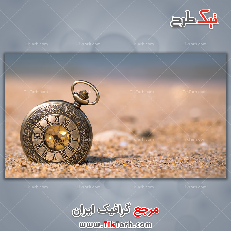 دانلود تصویر لارج فرمت ساعت قدیمی و ساحل