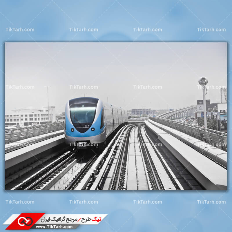 دانلود تصویر با کیفیت عبور قطار از منطقه مسکونی