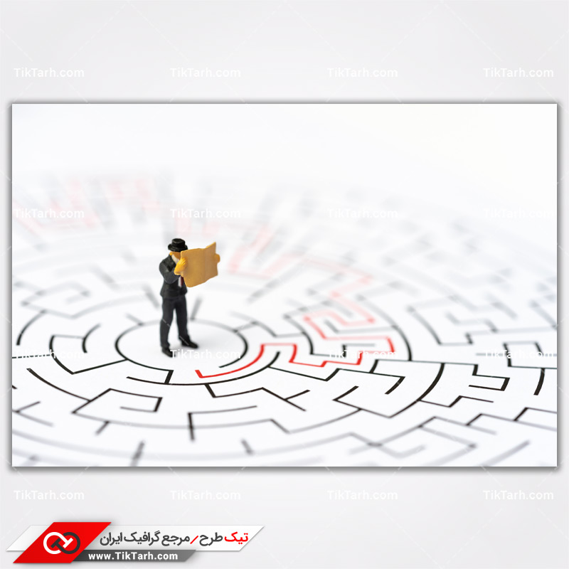 دانلود تصویر با کیفیت مرد و مسیر مارپیچ