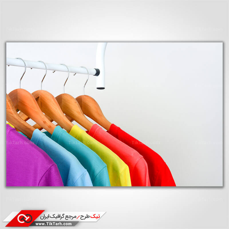 تصویر با کیفیت تیشرت های رنگارنگ