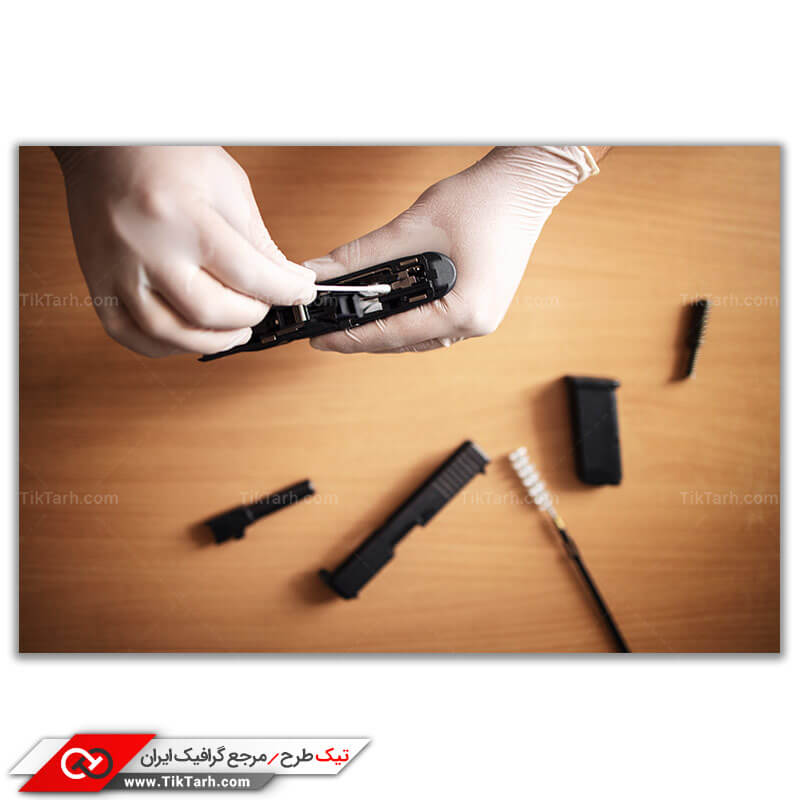 عکس با کیفیت تمیز کردن سلاح