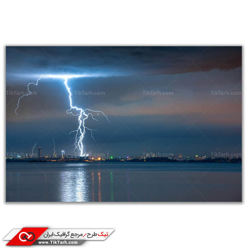 تصویر باکیفیت رعد و برق ترسناک