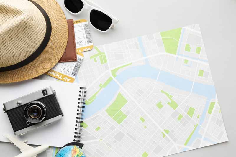 دانلود تصویر باکیفیت ملزومات سفر
