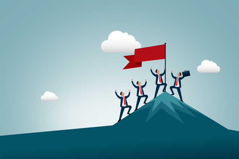 عکس فانتزی رسیدن به قله موفقیت با همکاری