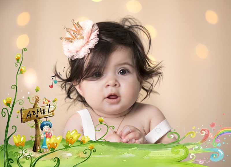 قاب عکس لایه باز کودکانه چمنزار