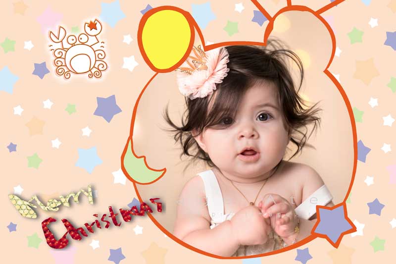 قاب عکس لایه باز کودکانه کرمی تبریک کریسمس