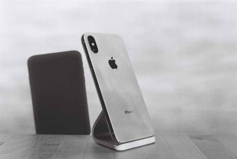دانلود تصویر لارج فرمت آیفون 10
