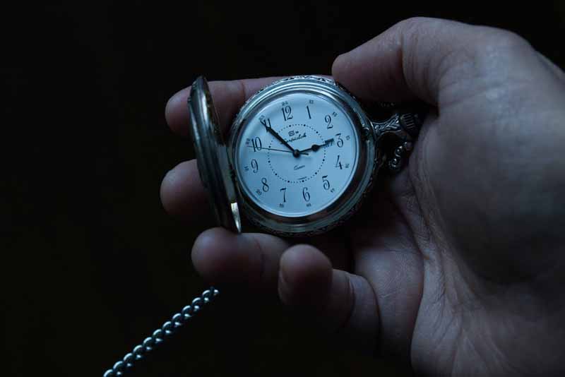 دانلود عکس ساعت جیبی بند فلزی