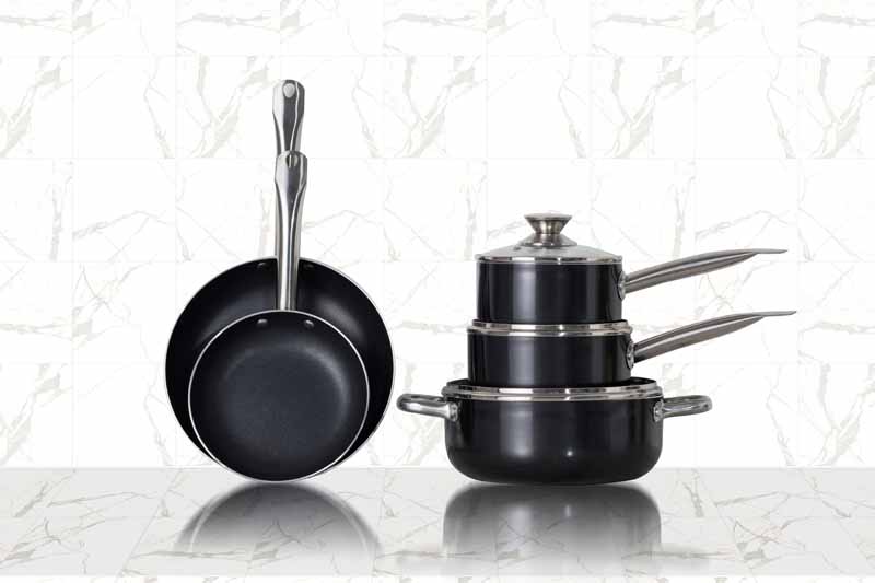 عکس قابلمه و ماهیتابه مشکی