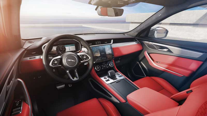 عکس ماشین داخل جگوار F-Pace