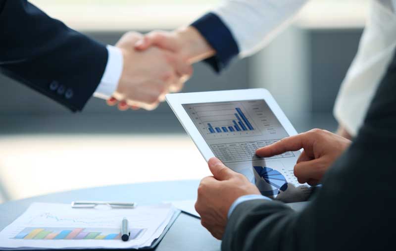 دانلود عکس توافق در مسیر کار