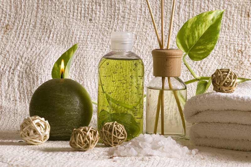 تصویر گرافیکی روغن زیتون و حوله