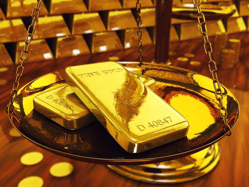 دانلود تصویر با کیفیت ترازو و شمش طلا