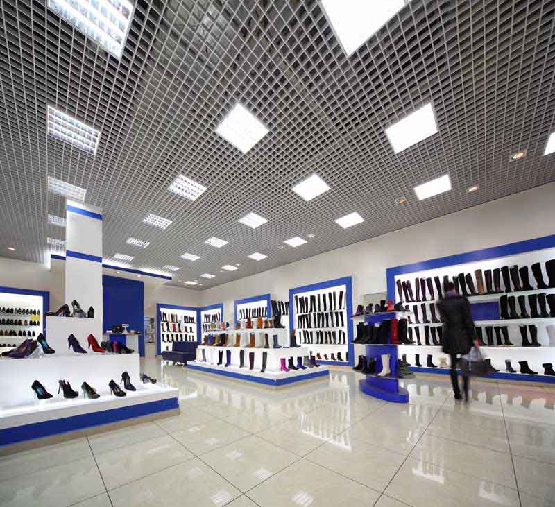 دانلود عکس فروشگاه کفش لاکچری