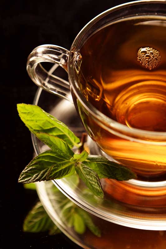 عکس لارج فرمت از استکان چای و نعناع