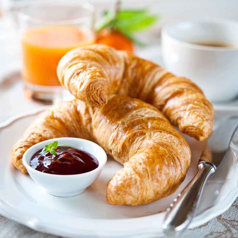 دانلود تصویر با کیفیت نان فانتزی و چاقو