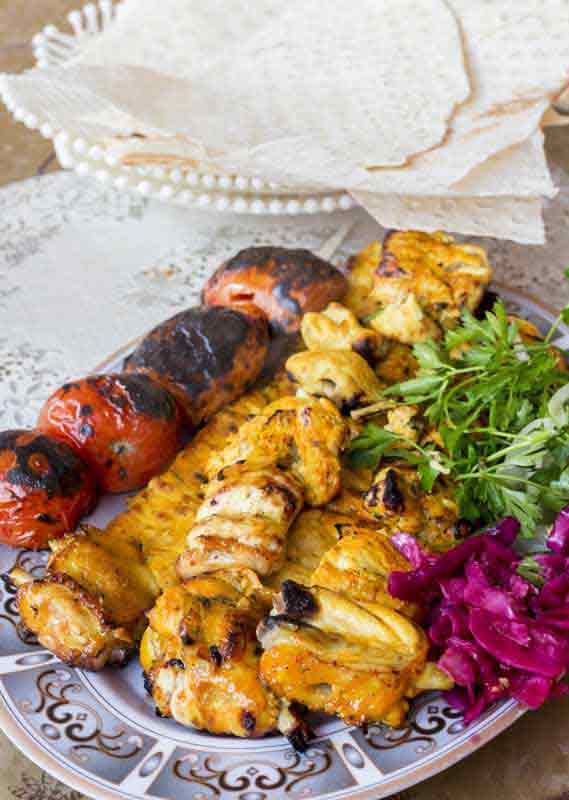 تصویر لارج فرمت از جوجه کباب با گوجه