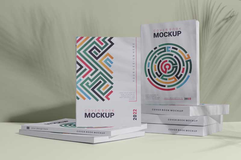 موکاپ کتاب با جلد خطوط رنگی