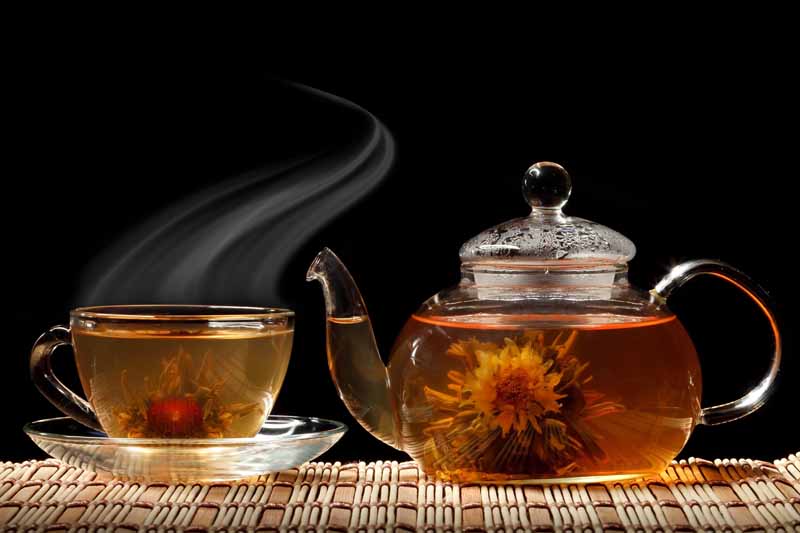 عکس زیبا از قوری و استکان دمنوش