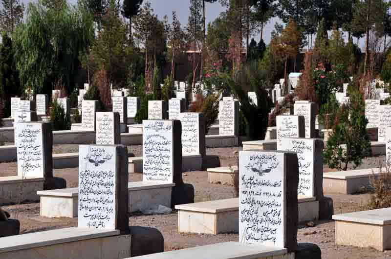 دانلود تصویر دخمه زرتشتیان یزد