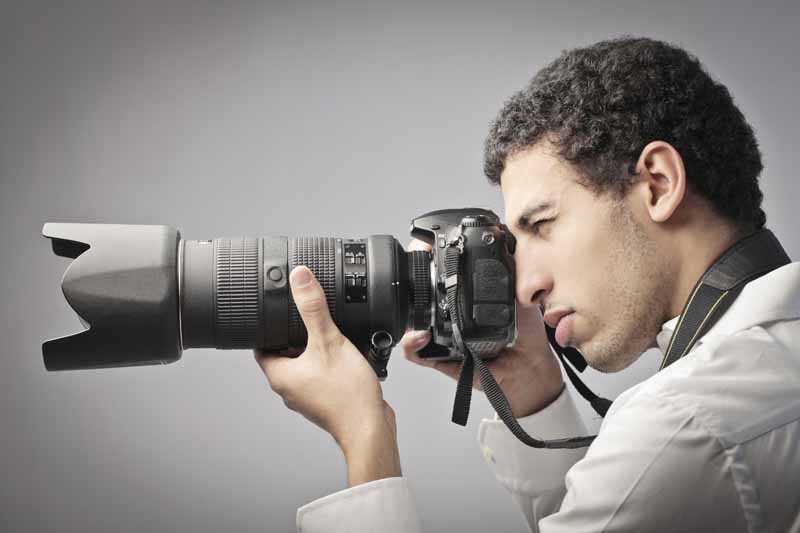 تصویر با کیفیت از آقای عکاس و گرفتن عکس