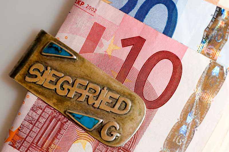 عکس با کیفیت از اسکناس 10 یورویی