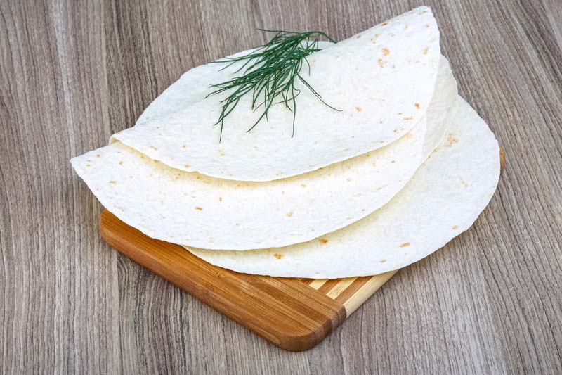 عکس با کیفیت نان و سبزی